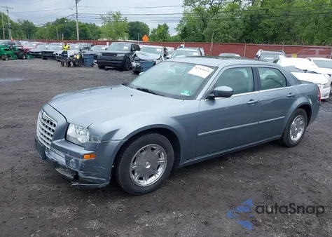 2006 Chrysler 300 Touring из США, поврежденный, VIN 2C3KA53G56H409597
